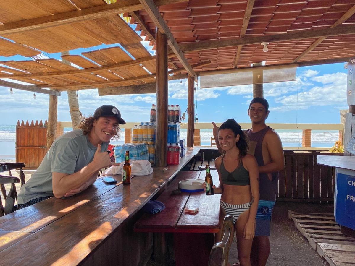 Solid Surf Camp Hostel Nicaragua Transito Bagian luar foto