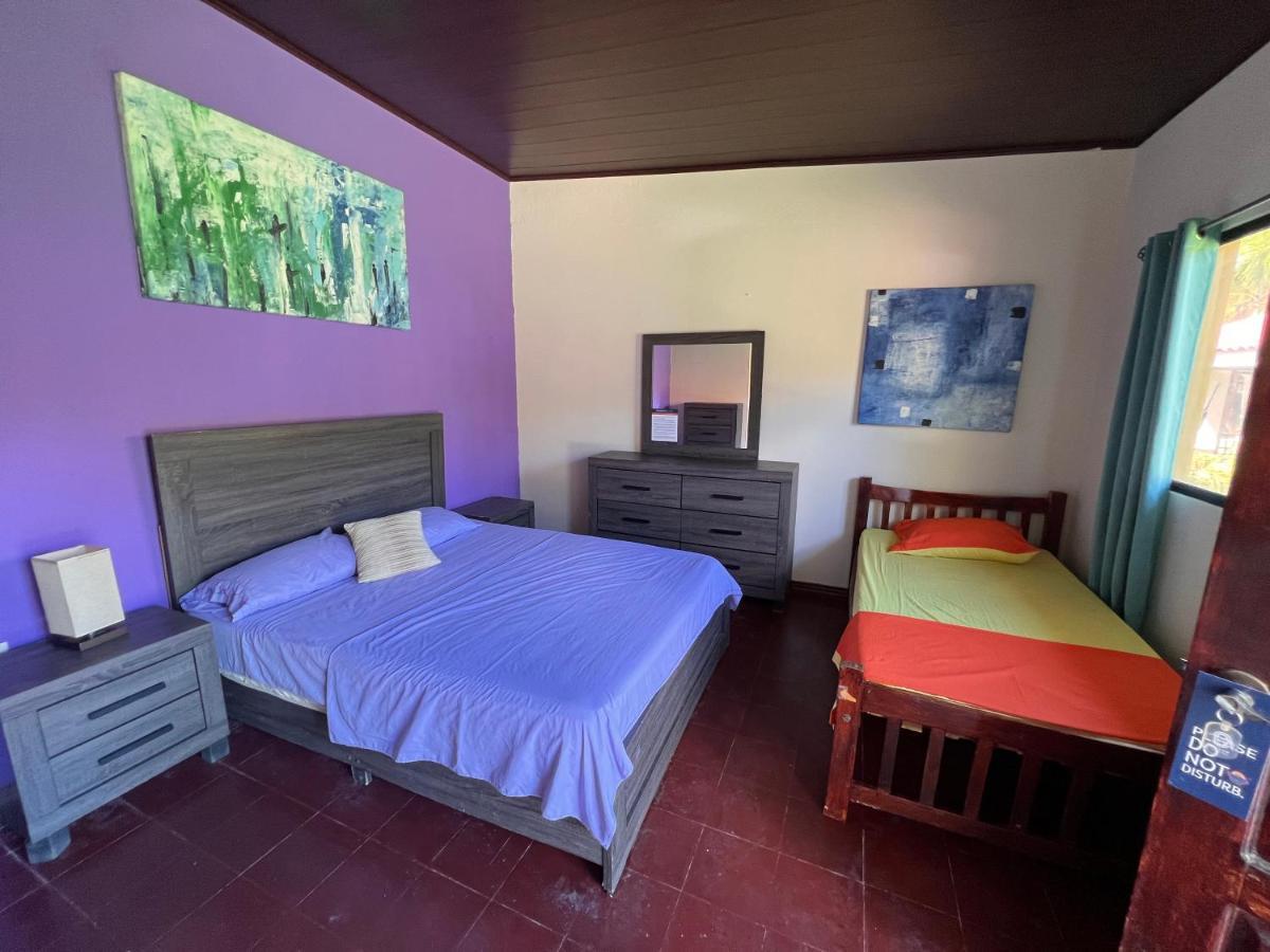 Solid Surf Camp Hostel Nicaragua Transito Bagian luar foto